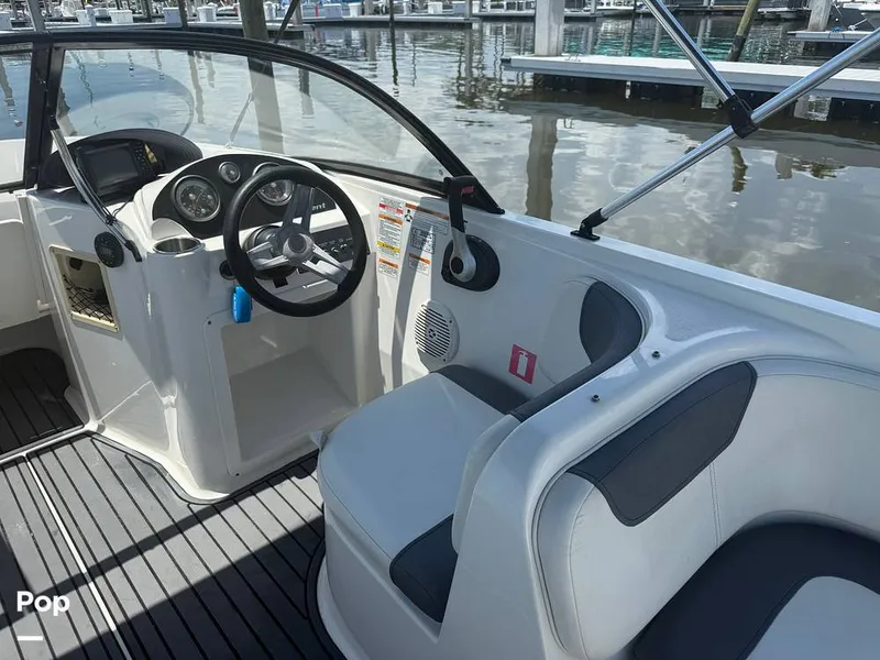 Slide: The Image of Bayliner Element E21 2021 - 15685730