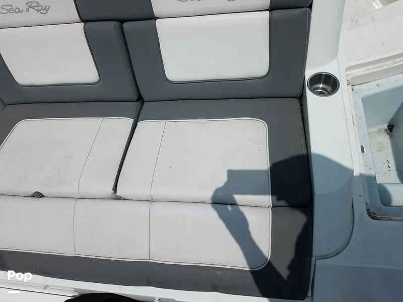 Slide: The Image of Sea Ray 260 Sundeck 2011 - 15693812