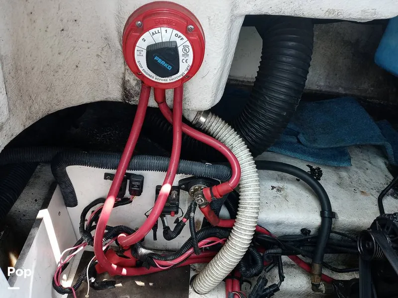 Slide: The Image of Sea Ray 260 Sundeck 2011 - 15693822