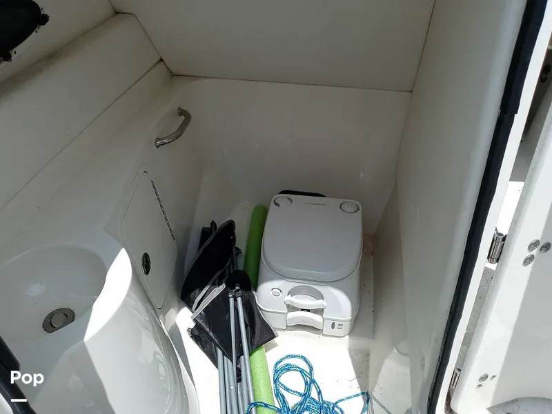 Slide: The Image of Sea Ray 260 Sundeck 2011 - 15693856