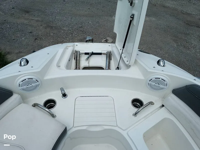 Slide: The Image of Sea Ray 260 Sundeck 2011 - 15693874