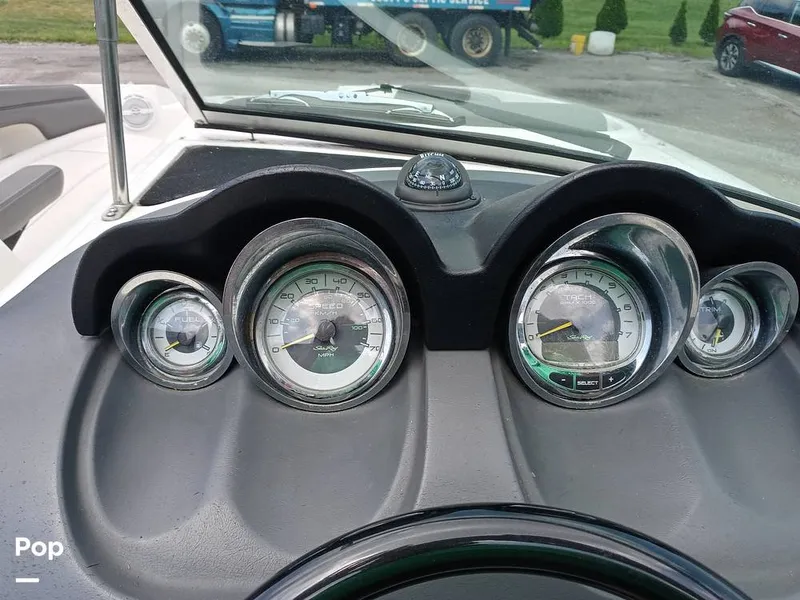 Slide: The Image of Sea Ray 260 Sundeck 2011 - 15693886