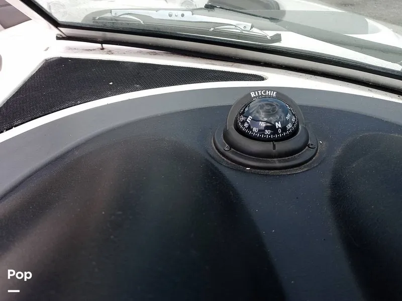 Slide: The Image of Sea Ray 260 Sundeck 2011 - 15693887