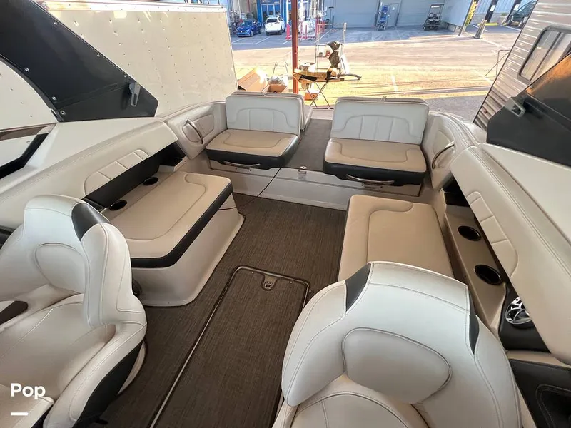 Slide: The Image of Cockpit - 15718981