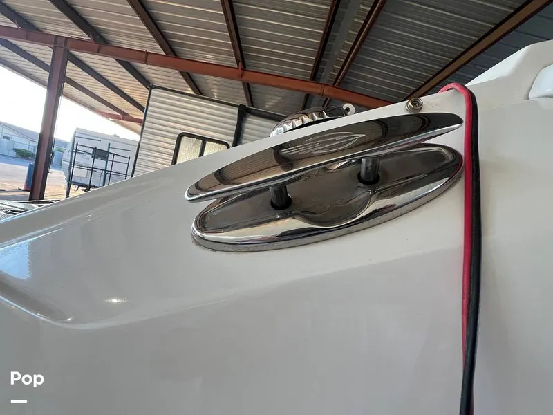 Slide: The Image of Pull-up Cleats - 15718994