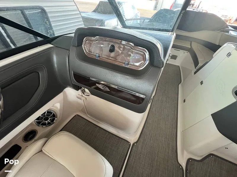 Slide: The Image of Glove Box - 15718966