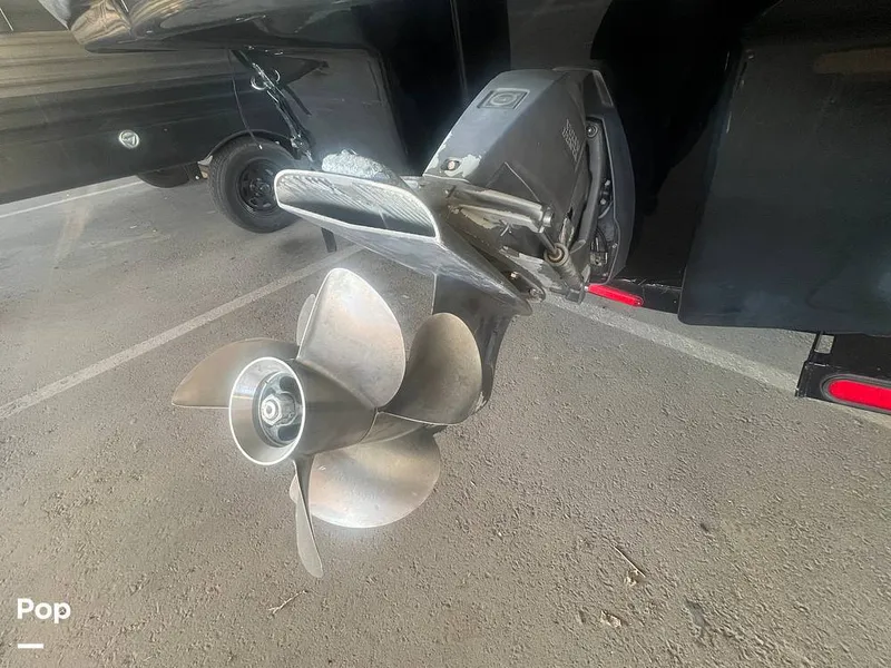 Slide: The Image of Volvo Penta DP - 15718943