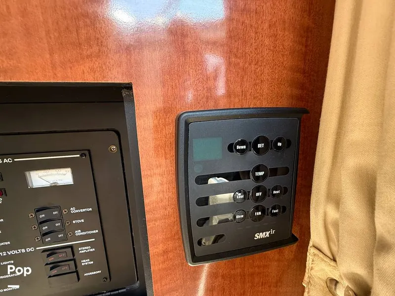 Slide: The Image of Sea Ray 280 Sundancer 2004 - 15749944