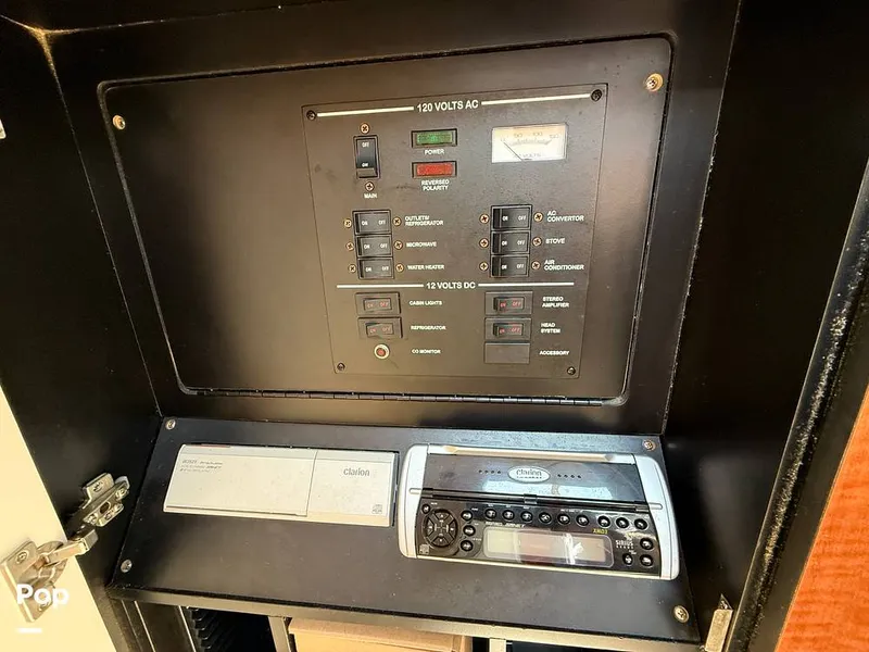 Slide: The Image of Sea Ray 280 Sundancer 2004 - 15749945