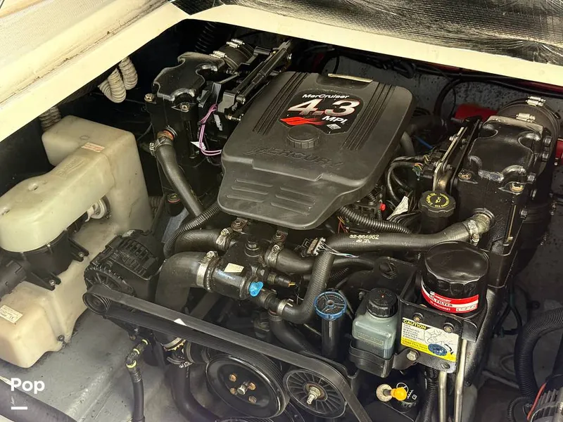 Slide: The Image of Sea Ray 280 Sundancer 2004 - 15749959