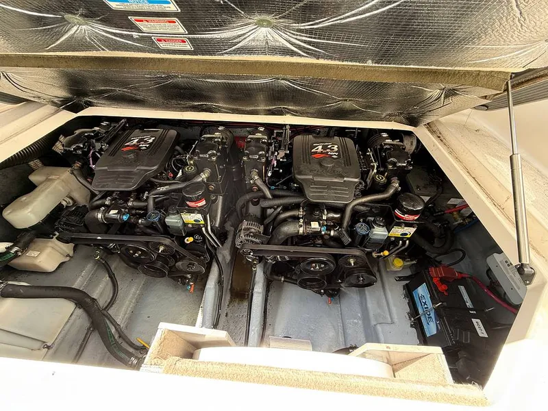 Slide: The Image of Sea Ray 280 Sundancer 2004 - 15749961