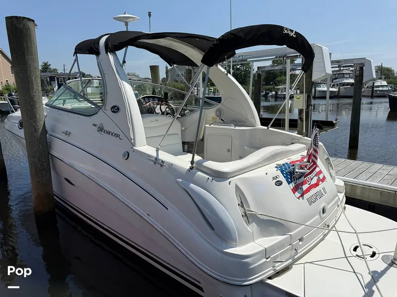 Slide: The Image of Sea Ray 280 Sundancer 2004 - 15749982