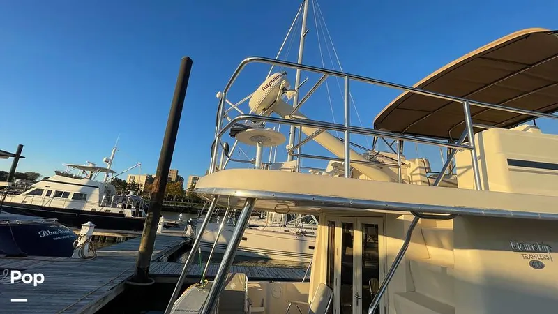 Slide: The Image of Mainship 400 Trawler 2005 - 16001975