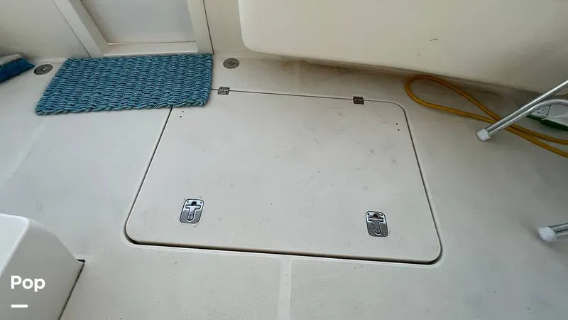 Slide: The Image of Mainship 400 Trawler 2005 - 16001691