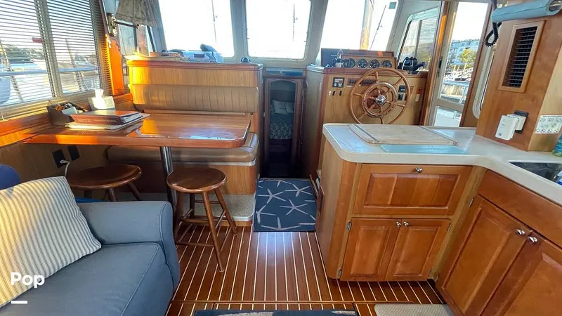 Slide: The Image of Mainship 400 Trawler 2005 - 16001952