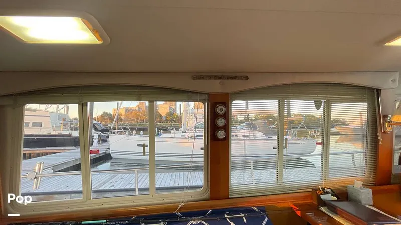 Slide: The Image of Mainship 400 Trawler 2005 - 16001818