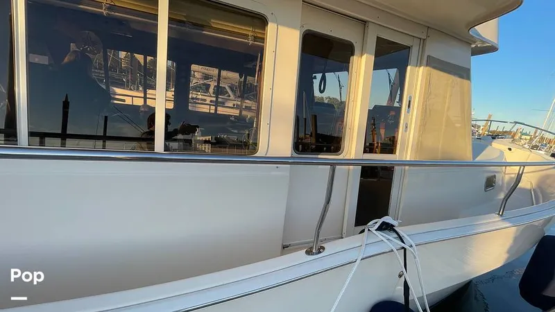 Slide: The Image of Mainship 400 Trawler 2005 - 16001983