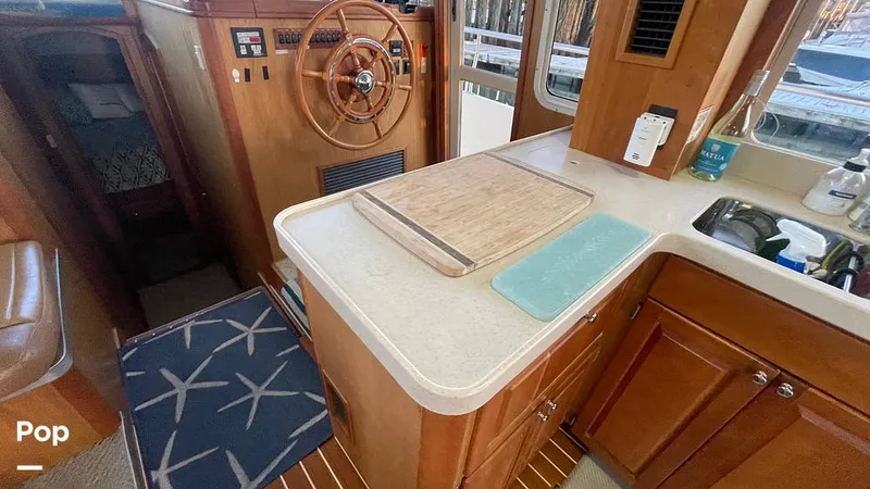 Slide: The Image of Mainship 400 Trawler 2005 - 16001809