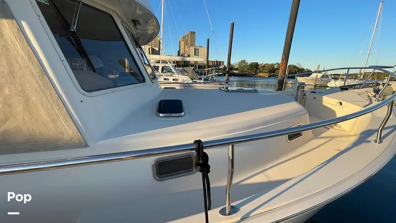 Slide: The Image of Mainship 400 Trawler 2005 - 16001990