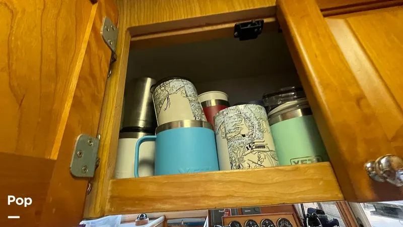 Slide: The Image of Mainship 400 Trawler 2005 - 16001696