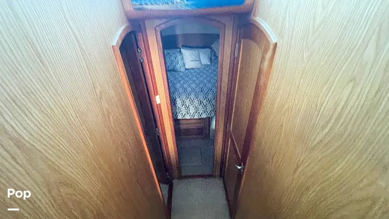 Slide: The Image of Mainship 400 Trawler 2005 - 16001750