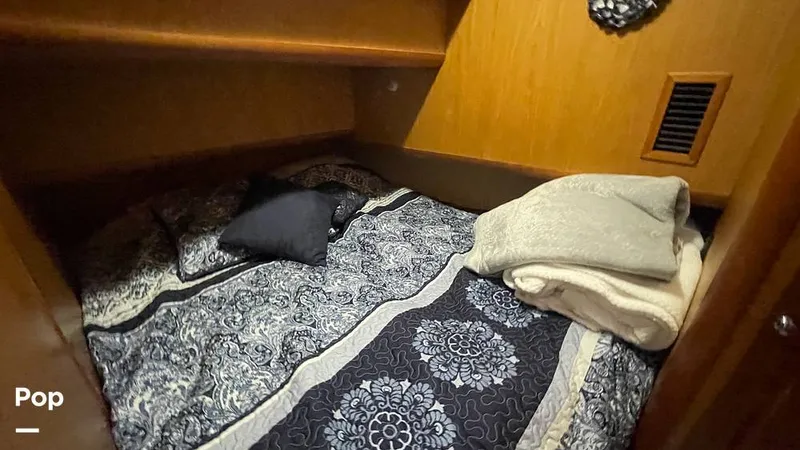 Slide: The Image of Mainship 400 Trawler 2005 - 16001726