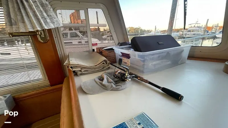 Slide: The Image of Mainship 400 Trawler 2005 - 16001748