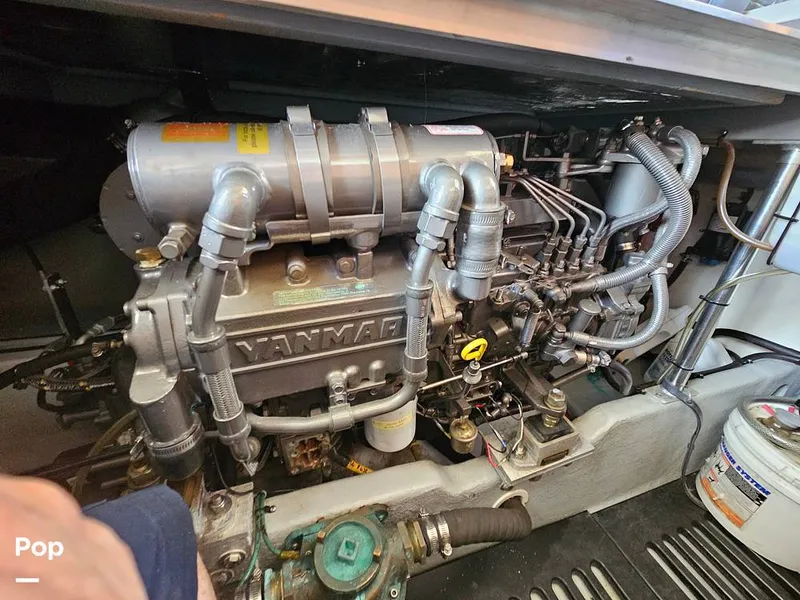 Slide: The Image of Mainship 400 Trawler 2005 - 16335433