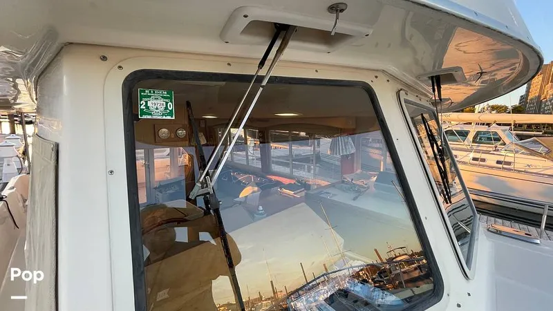 Slide: The Image of Mainship 400 Trawler 2005 - 16001848