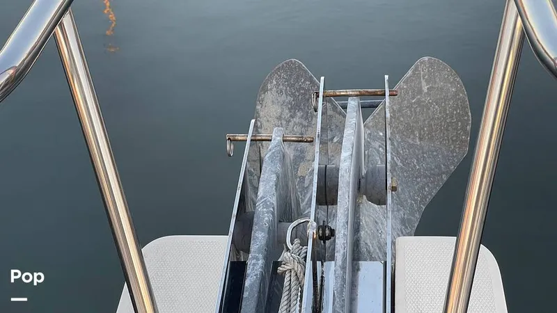 Slide: The Image of Mainship 400 Trawler 2005 - 16001850