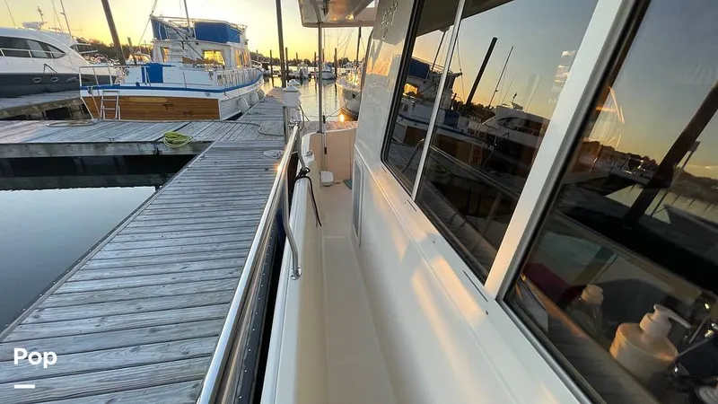 Slide: The Image of Mainship 400 Trawler 2005 - 16001843