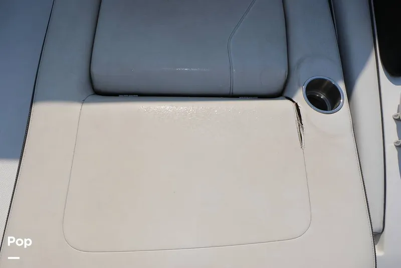 Slide: The Image of Regal LS2 2022 - 15872951