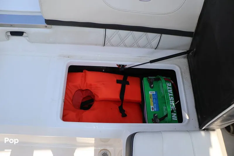 Slide: The Image of Regal LS2 2022 - 15872957