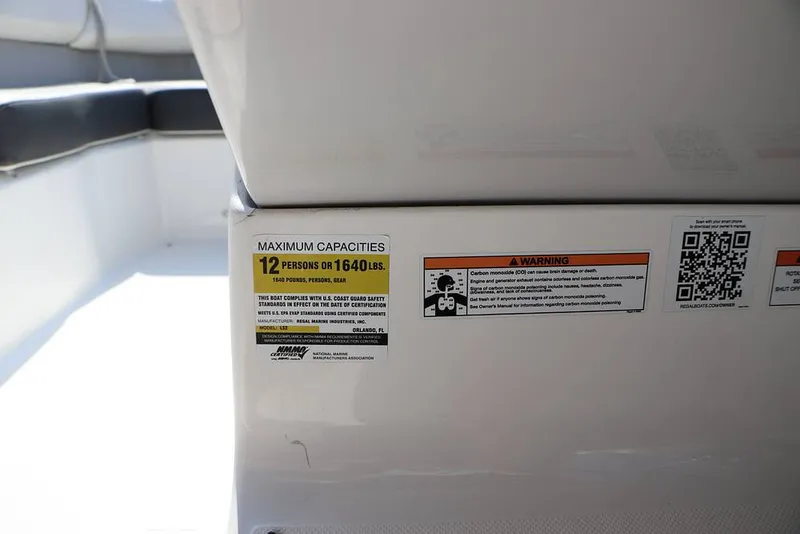 Slide: The Image of Regal LS2 2022 - 15872977