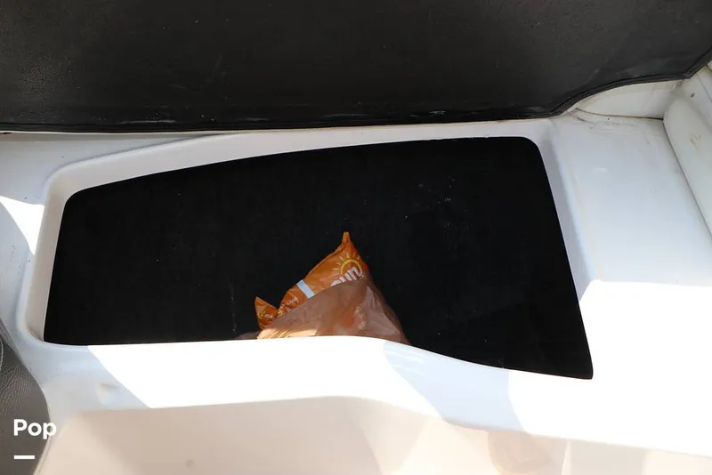 Slide: The Image of Regal LS2 2022 - 15872990