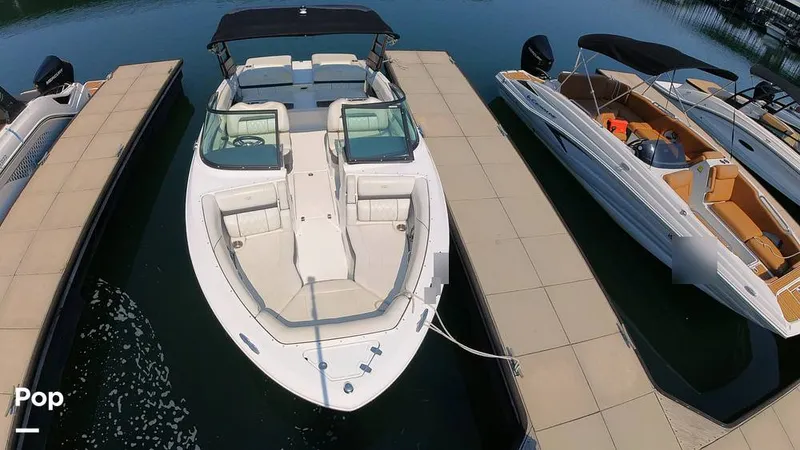 Slide: The Image of Regal LS2 2022 - 15873010