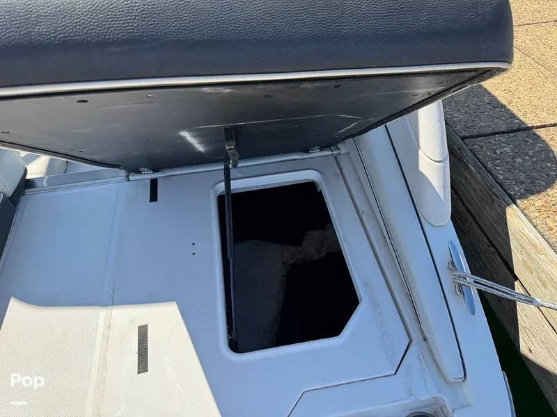 Slide: The Image of Regal LS2 2022 - 15900678