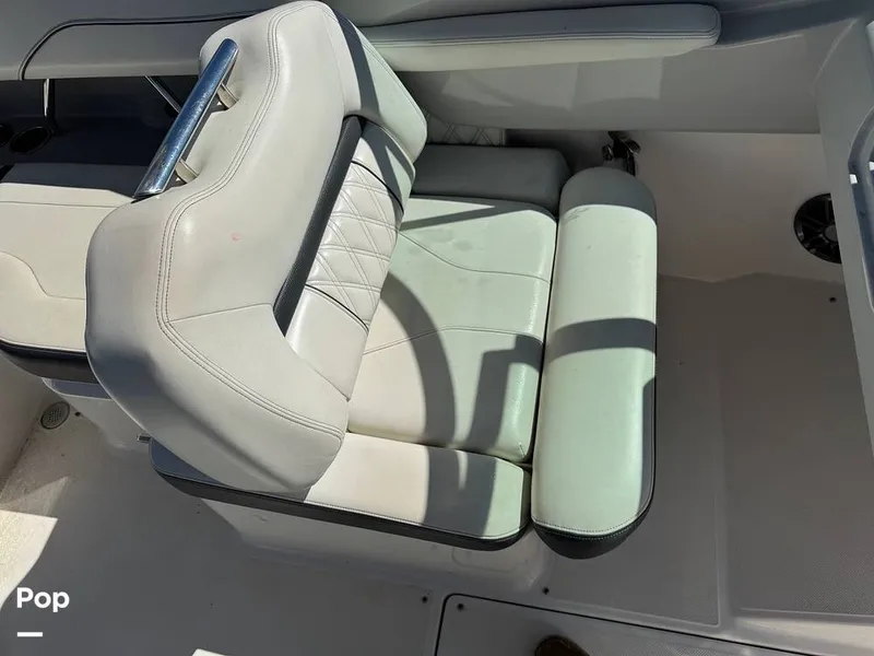 Slide: The Image of Regal LS2 2022 - 15900695