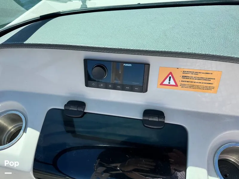 Slide: The Image of Regal LS2 2022 - 15900697