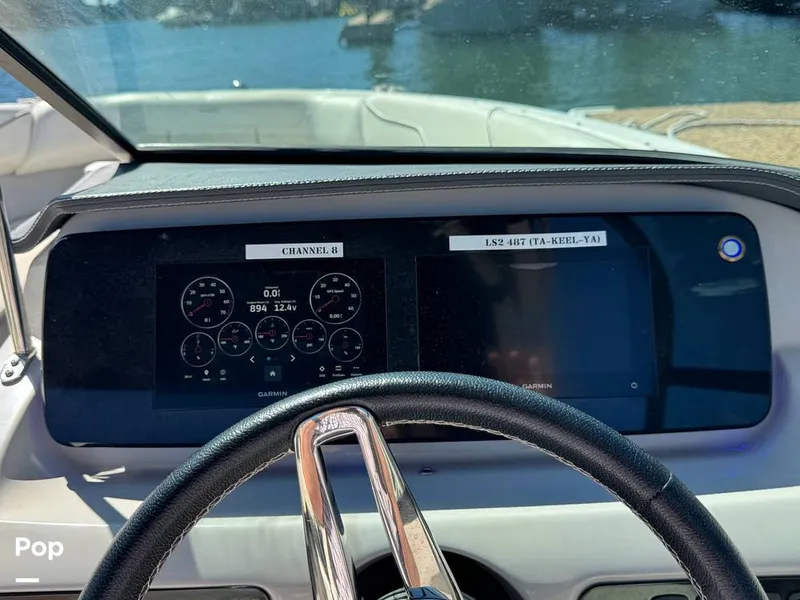 Slide: The Image of Regal LS2 2022 - 15900700