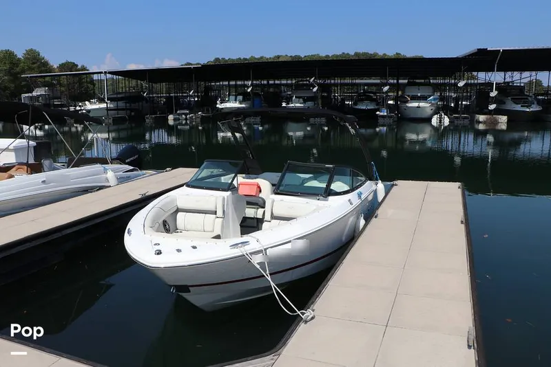 Slide: The Image of Regal LS2 2022 - 15872953