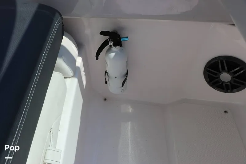 Slide: The Image of Regal LS2 2022 - 15873149