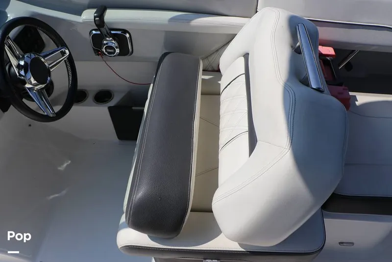 Slide: The Image of Regal LS2 2022 - 15873153