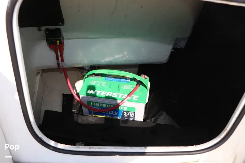 Slide: The Image of Regal LS2 2022 - 15873160