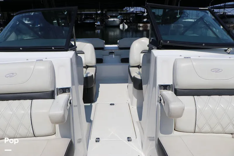 Slide: The Image of Regal LS2 2022 - 15873166