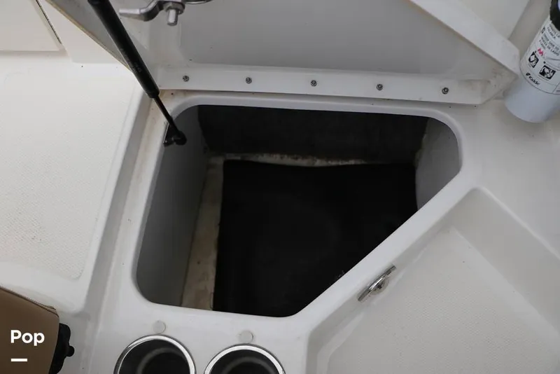 Slide: The Image of Sea Ray SPX 230 2024 - 16130582