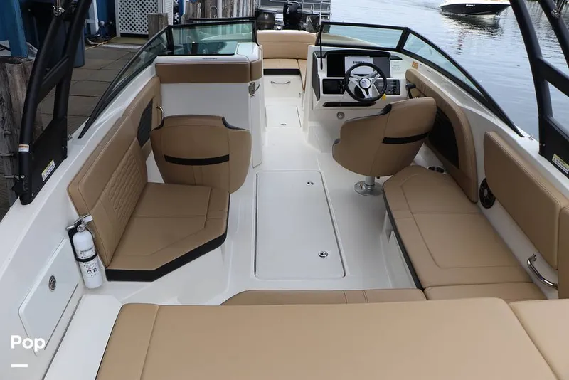 Slide: The Image of Sea Ray SPX 230 2024 - 16130576