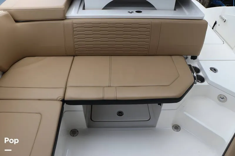 Slide: The Image of Sea Ray SPX 230 2024 - 16130584