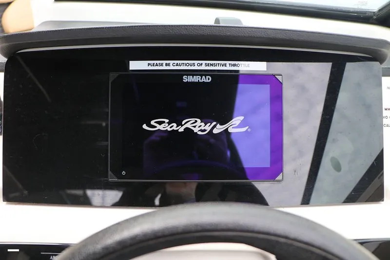 Slide: The Image of Sea Ray SPX 230 2024 - 16130606