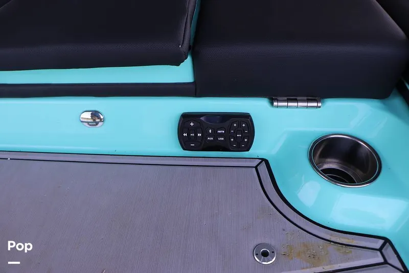 Slide: The Image of Mastercraft XT22 2019 - 15708509